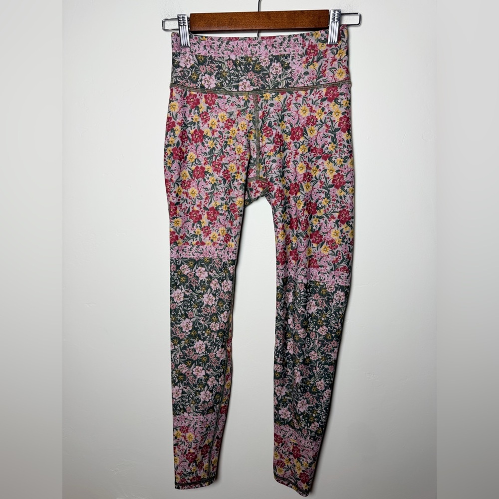 Savvi matching set leggings sport bra green pink floral large small activewear - Picture 2 of 8